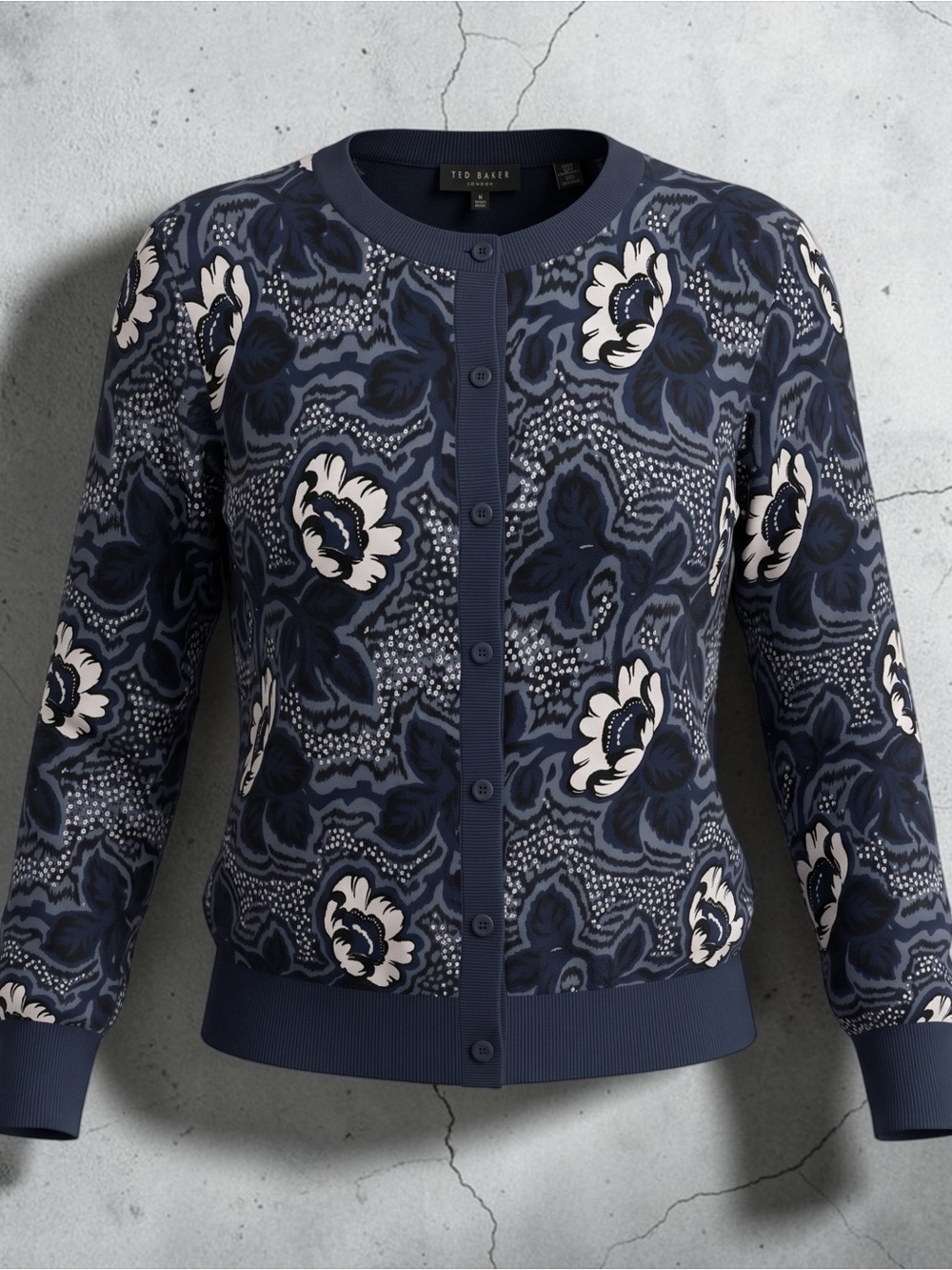 Ted Baker London | Nazy Blue Floral Lightweight Cardigan | Size 8-10 - Picture 5 of 8